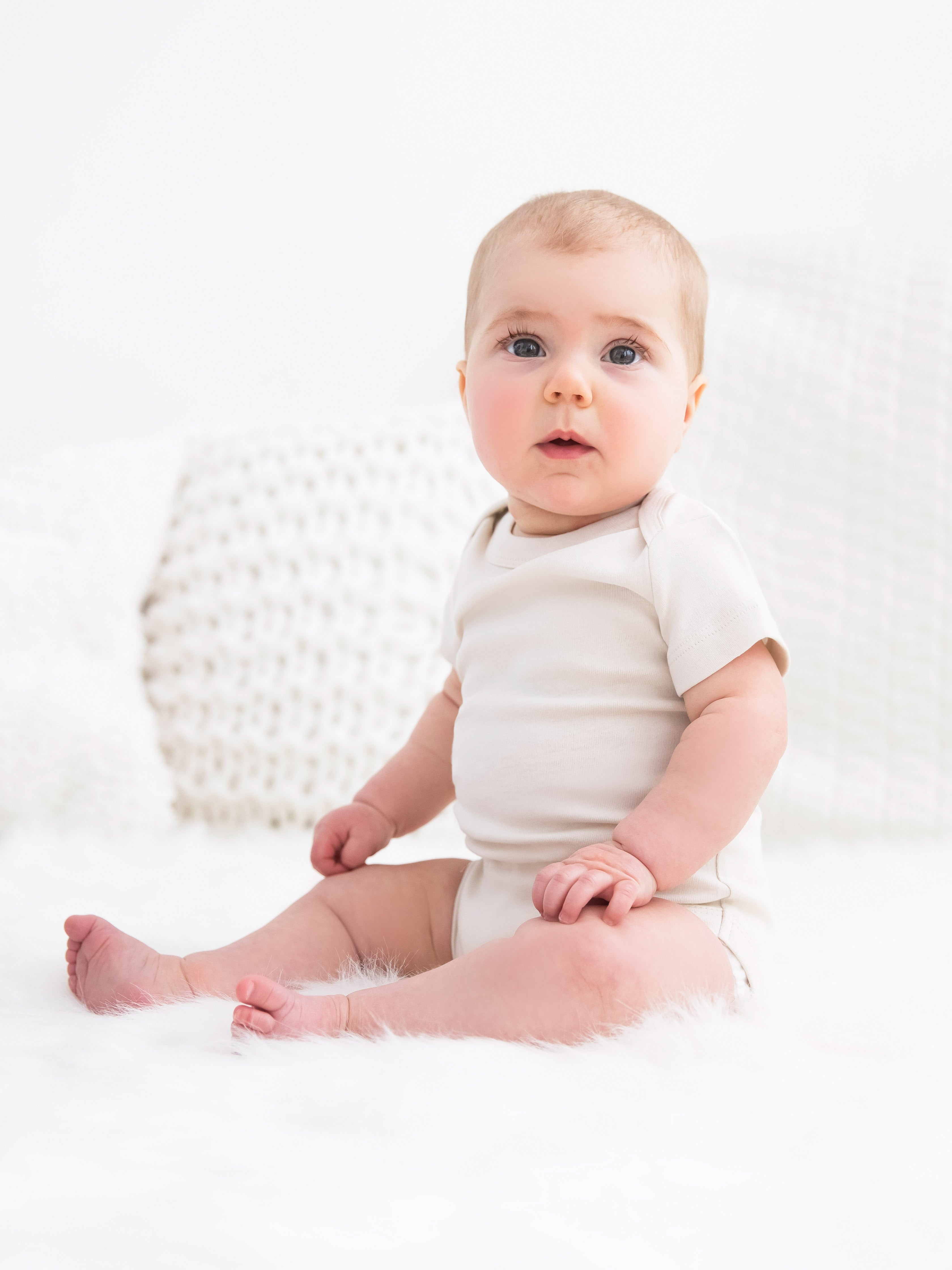 Colored Organics Classic Short Sleeve Bodysuit — Natural